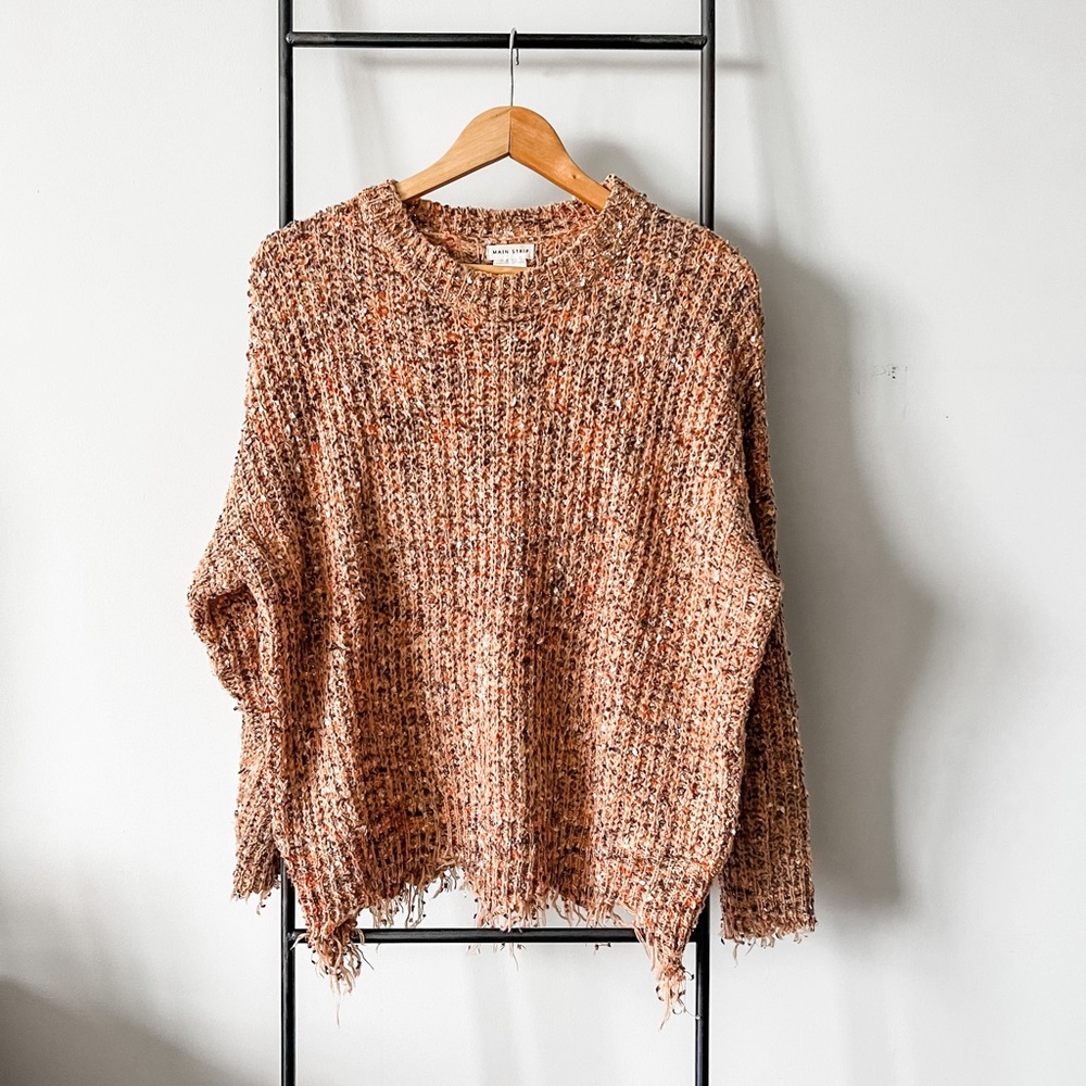 Main Strip Distressed Sweater | Medium